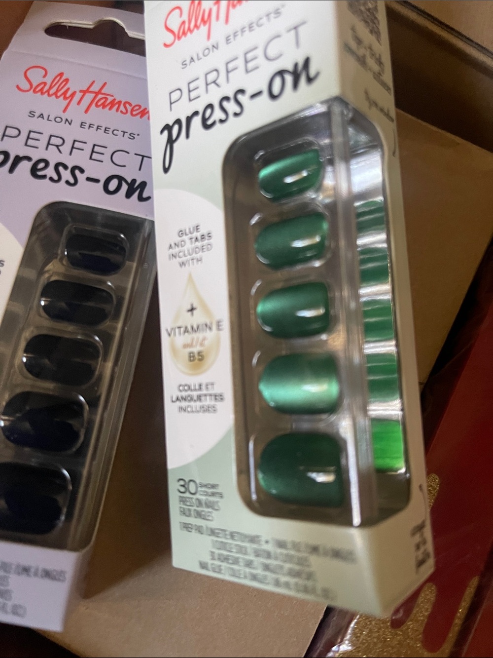 Sally Hansen Perfect Press-On Nails – Green Shades Set - Picture 2 of 2